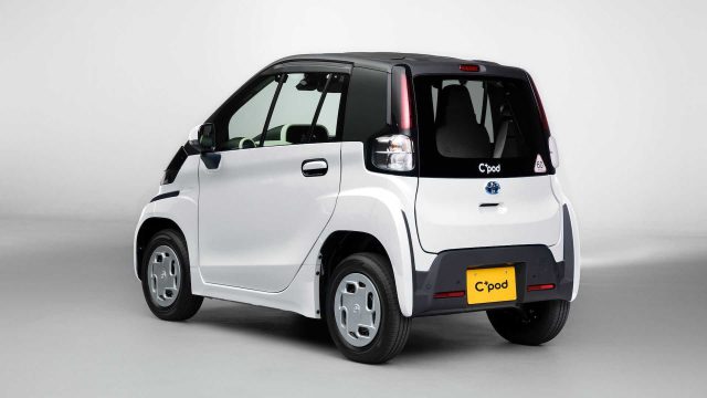 خودروی الکتریکی کوچک تویوتا با بدنه‌ی پلاستیکی در بازار عرضه شد