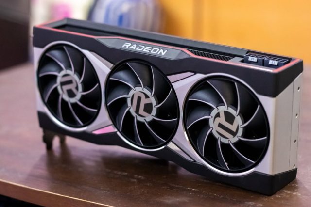 مشخصات اولیه کارت گرافیک AMD RX 6700 XT فاش شد