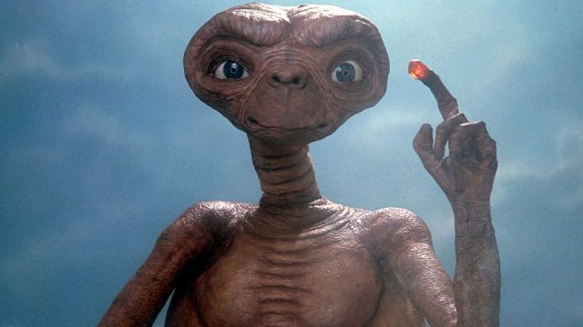 E.T. The Extra Terrestrial (1982)