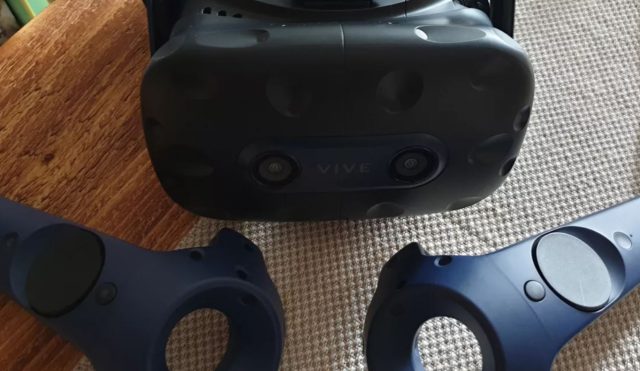 بررسی هدست واقعیت مجازی Vive Pro 2