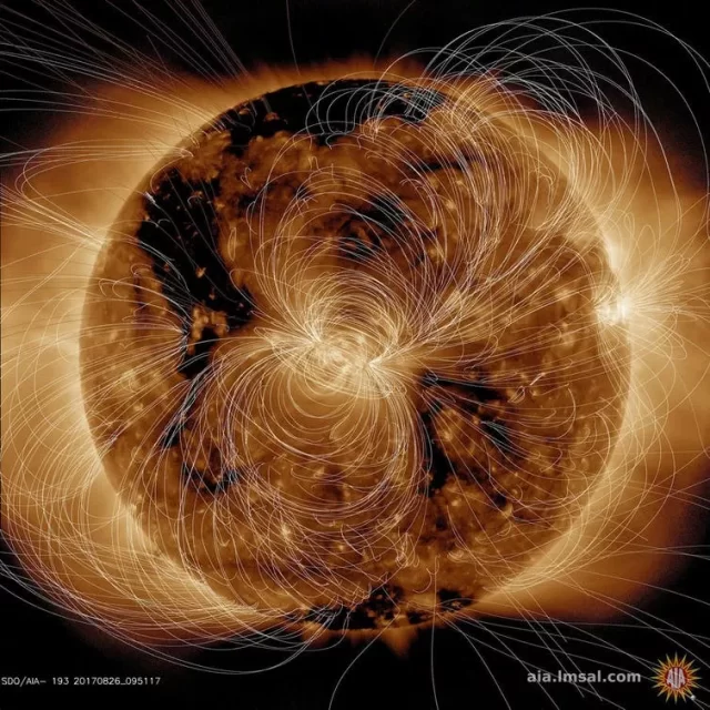 خطوط میدان مغناطیسی خورشید - چرا جو خورشید گرم تر از سطح آن است