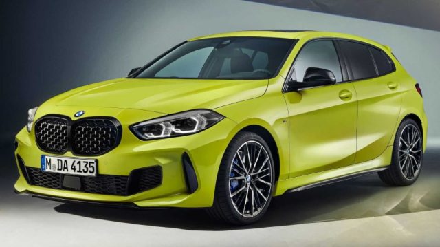 بی ام و از M135i xDrive 2022 رونمایی کرد