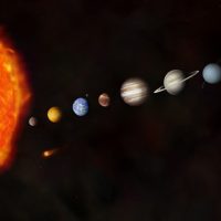 چرا سیارات به دور خورشید می گردند