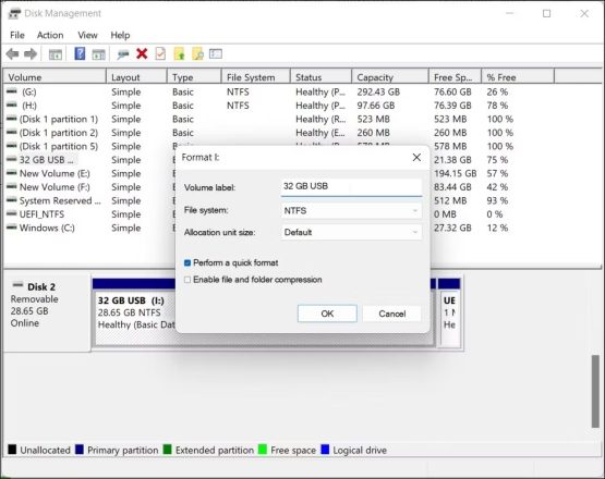 گزینه های مدیریت دیسک درایو usb را فرمت کنید