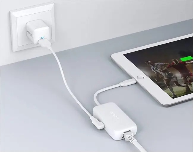 آداپتور Anker Ethernet به Lightning