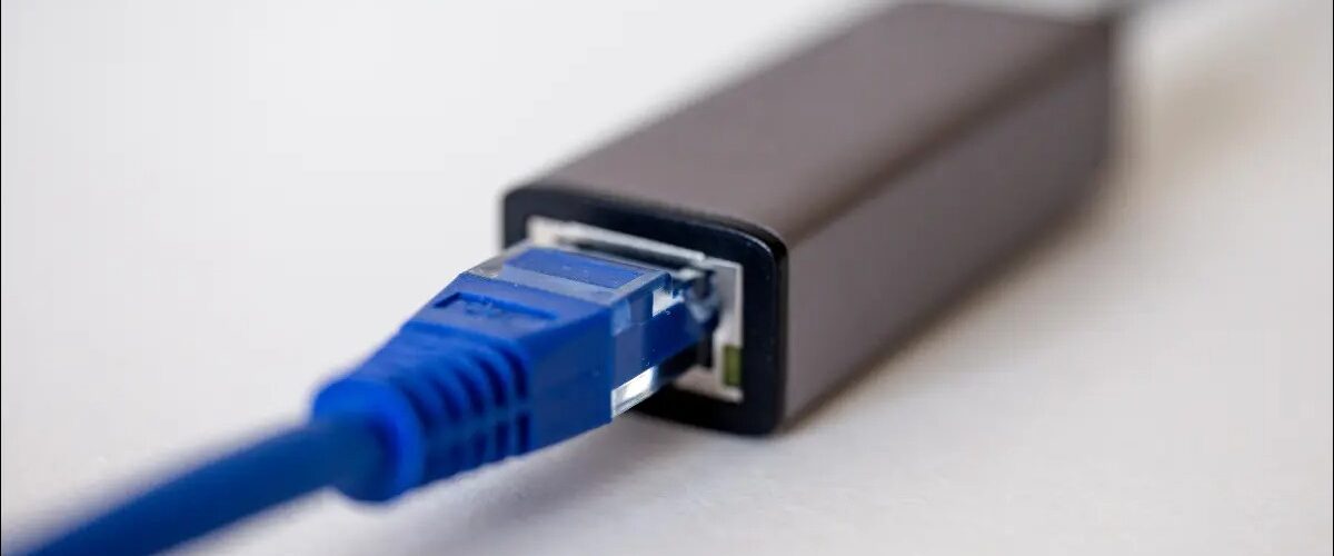 روش اتصال آیفون به Ethernet با سیم