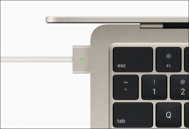 MacBook Air M2 (2022) MagSafe 3