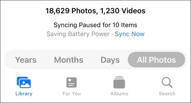 برای وادار کردن عکس‌ها به آپلود رسانه‌های برجسته، روی «Sync Now» ضربه بزنید