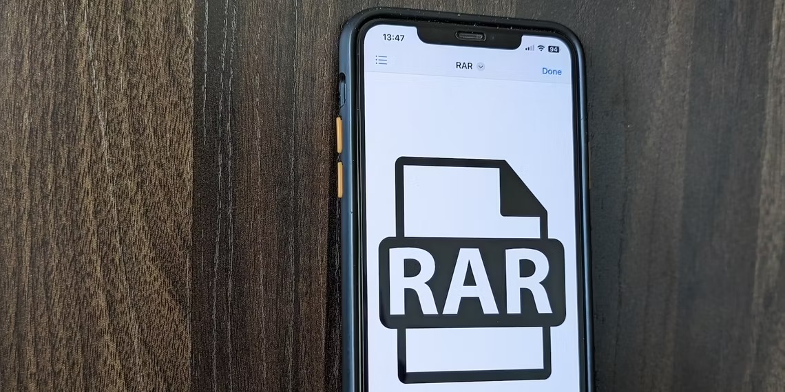 روش باز کردن فایل RAR در آیفون