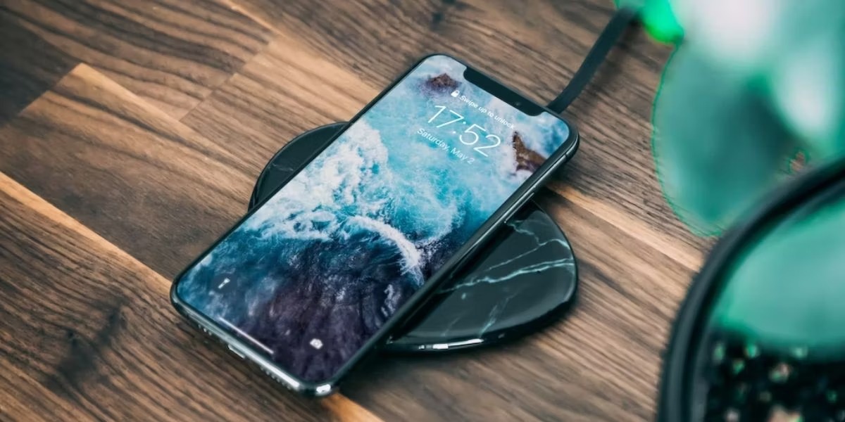 روش برطرف کردن هشدار Liquid Detected in Lightning Connector در آیفون 2 Emergency Override