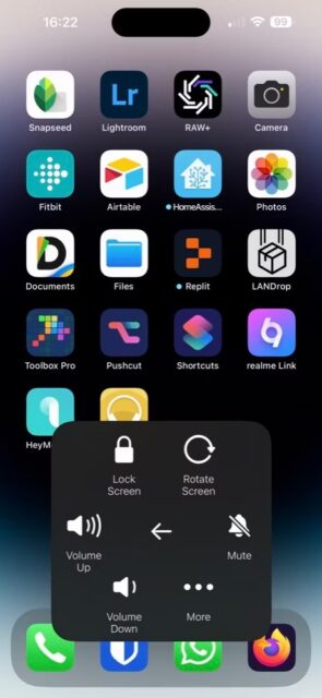 نحوه رفع مشکل کار نکردن کلید Ring/Silent در آیفون 2 گزینه بی صدا در AssistiveTouch