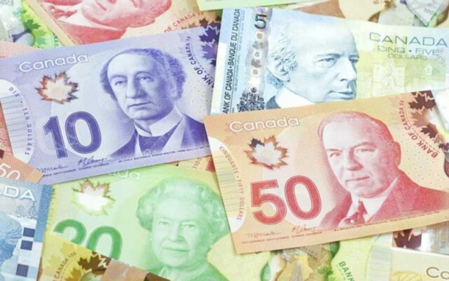 دلار کانادا با دلار آمریکا چه تفاوتی دارد؟