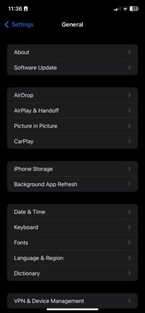 نحوه بررسی بود و نبود آپدیت Rapid Security Response در آیفون 2 صفحه تنظیمات عمومی iOS در آیفون