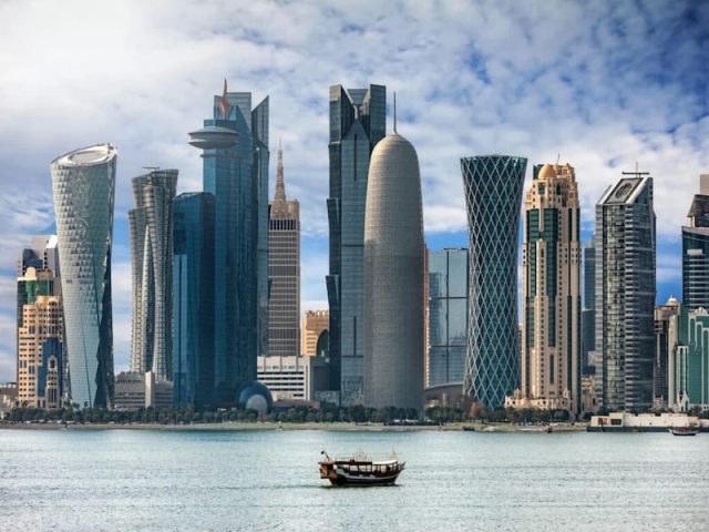 شرایط دریافت ویزای قطر 2 بلیط دوحه و خدمات سفر را با بهترین قیمت از فلای تودی بخواهید