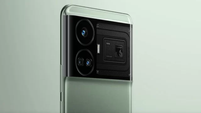 تصویر Realme GT 5 قبل از معرفی به بیرون درز کرد