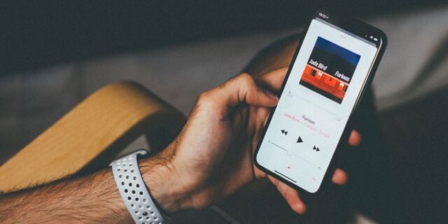 روش شافل یا Repeat آهنگ ها در Apple Music در آیفون