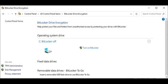 تصویر صفحه نمایش وضعیت Bitlocker درایوها را هنگام استفاده از کنترل پنل نشان می دهد