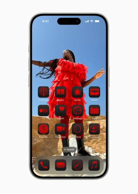 صفحه اصلی iOS 18