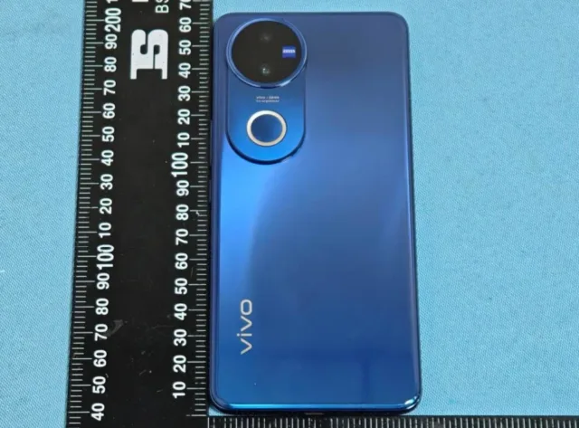 ویوو V50
