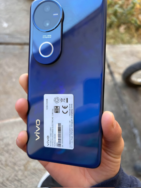 ویوو V50