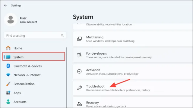 در Windows 11 وارد System شده و روی Troubleshoot در سمت راست کلیک کنید.