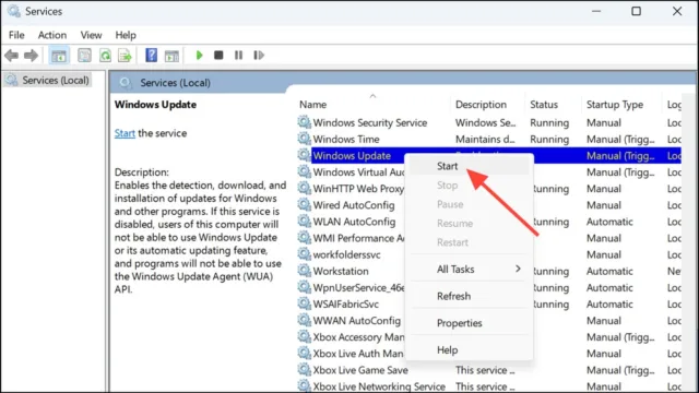 به پنجره Services برگردید، روی Windows Update راست‌کلیک کنید و گزینه Start را انتخاب کنید.