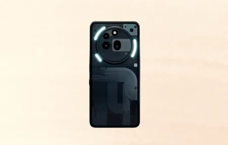 گوشی CMF Phone 2 Pro با شارژر عرضه می شود