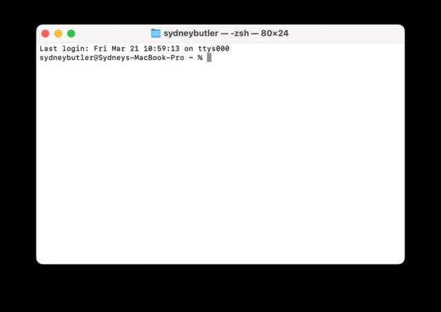 ترمینال را باز کنید (Command+Space را بزنید و سپس "Terminal" را تایپ کنید).